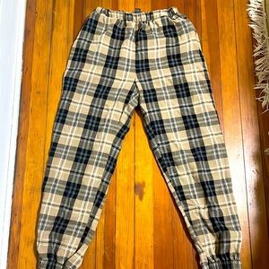 Gray black brown plaid jogger pants with pockets